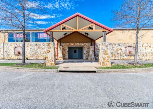 CubeSmart Self Storage - Lakeway - 15616 Stewart Road