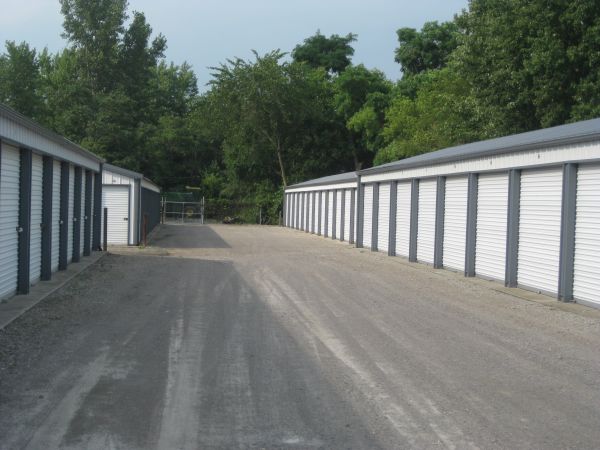 Huntsville Self Storage - 4800 Napoleon St