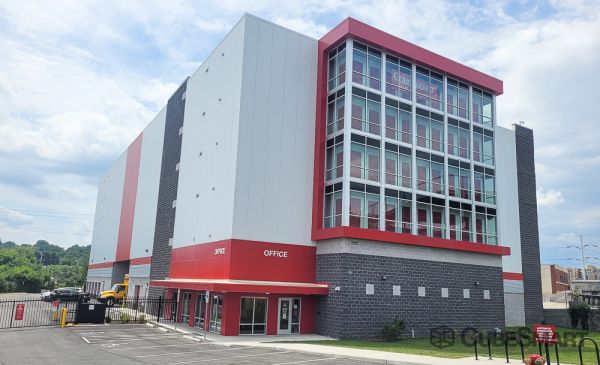 CubeSmart Self Storage - Arlington - 2645 Shirlington Rd - 2645 Shirlington Road