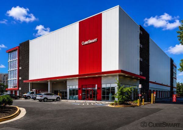 CubeSmart Self Storage - Arlington - 2645 Shirlington Rd - 2645 Shirlington Road