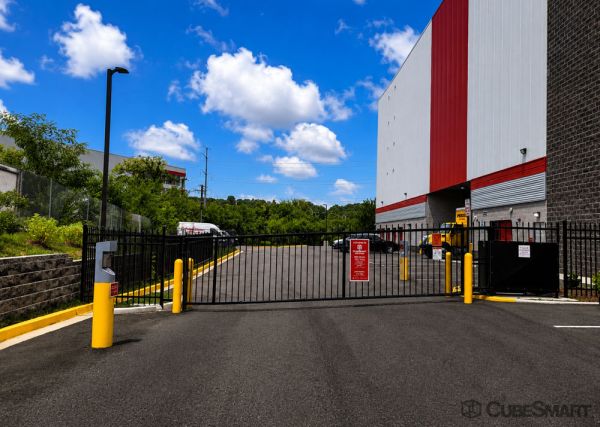 CubeSmart Self Storage - Arlington - 2645 Shirlington Rd - 2645 Shirlington Road