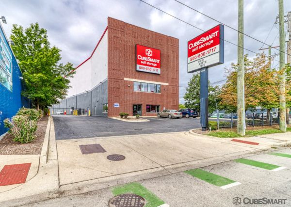 CubeSmart Self Storage - Chicago - 3402 N Kedzie Ave - 3402 N Kedzie Ave