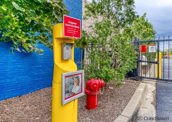 CubeSmart Self Storage - Chicago - 3402 N Kedzie Ave - 3402 N Kedzie Ave