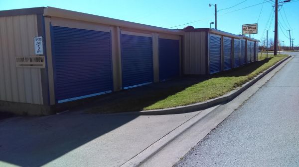 Todd Self Storage - 731 West Debbie Lane