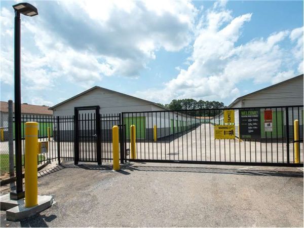 Extra Space Storage - 1691 - Peachtree City - Fulton Ct - 201 Fulton Court