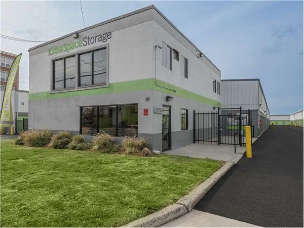 Extra Space Storage - 1724 - Jersey City - Mallory Ave - 69 Mallory Avenue