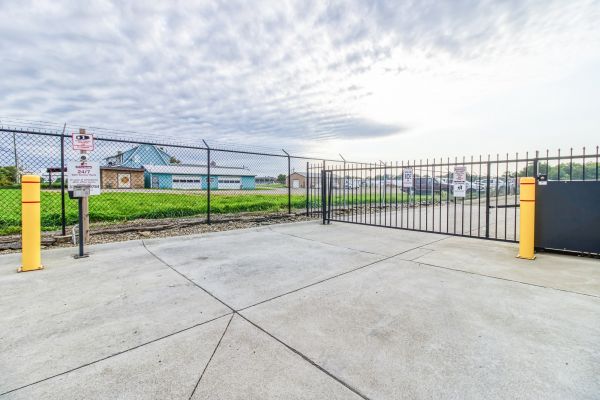 All Pro Storage - 825 Wertz Avenue Northwest