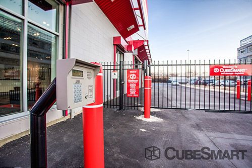 CubeSmart Self Storage - Queens - 186-02 Jamaica Avenue - 186-02 Jamaica Ave