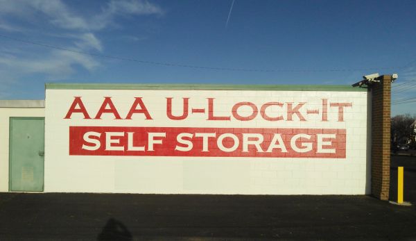 AAA U-Lock-It Self Storage - 2200 - 2200 Candelaria Road Northeast