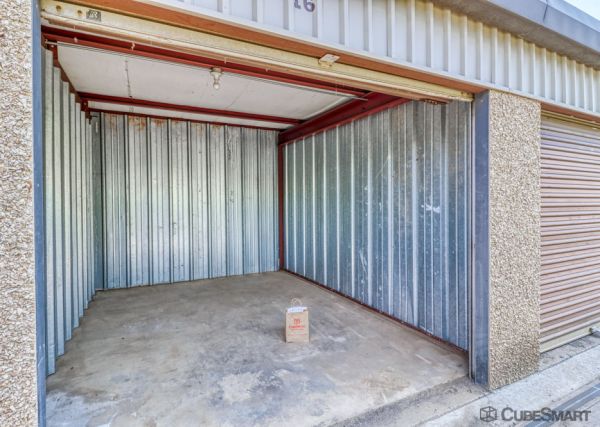 Dominion Self Storage - 10609 Dumfries Rd