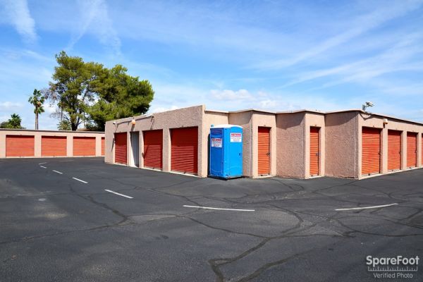 American Self Storage - Mesa - 1541 W University Dr