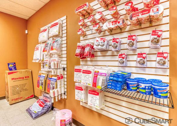 CubeSmart Self Storage - Bronx - 1260 Waters Pl - 1260 Waters Pl
