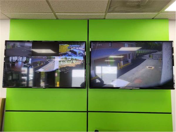 Extra Space Storage - 0577 - Fairfax - Prosperity Ave - 2944 Prosperity Avenue