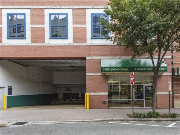 Extra Space Storage - 0706 - Arlington - North Fillmore St - 1001 North Fillmore Street