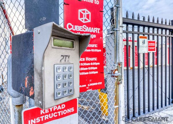 CubeSmart Self Storage - Philadelphia - 456 North Christopher Columbus Boulevard - 456 North Christopher Columbus Boulevard