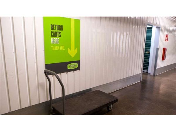 Extra Space Storage - 8011 - Venice - Venice Blvd - 658 Venice Boulevard