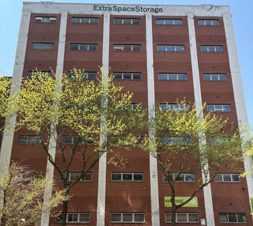 Extra Space Storage - 8382 - Chicago - W Adams St - 901 West Adams Street
