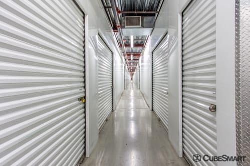 CubeSmart Self Storage - Las Vegas - 6275 N Tenaya Way - 6275 N Tenaya Way