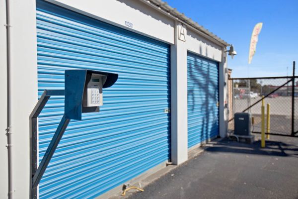 US Storage Centers - San Antonio - Interstate 10 - 25300 IH 10 West
