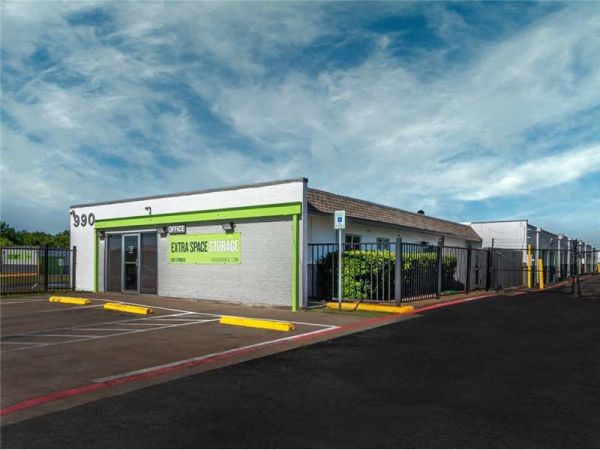 Extra Space Storage - 0148 - Ft. Worth - Highway 183 - 990 Alta Mere Drive