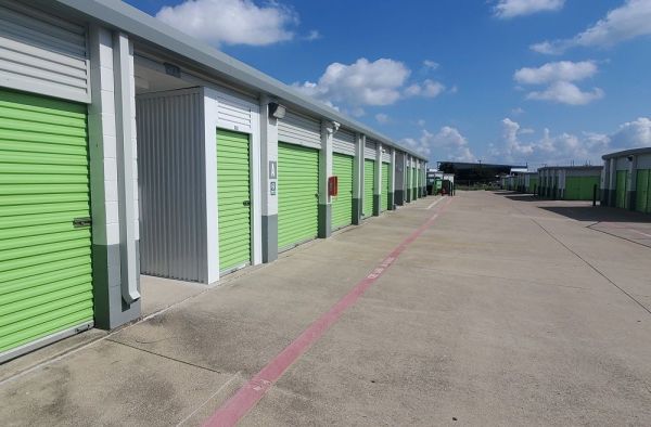 Extra Space Storage - 1551 - Fort Worth - White Settlement Rd - 9528 White Settlement Road