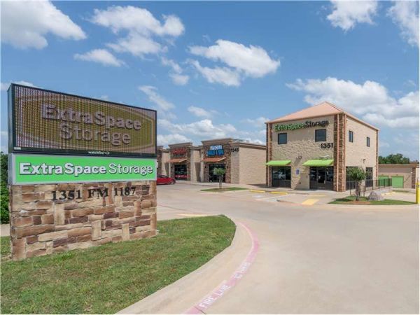 Extra Space Storage - 1608 - Mansfield - Hwy 1187 - 1351 Farm To Market Road 1187