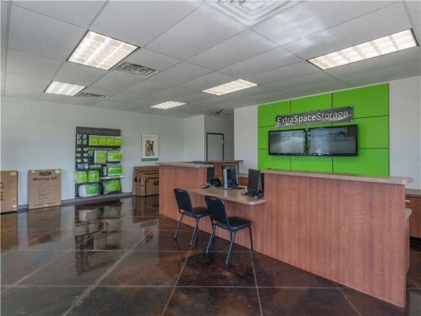 Extra Space Storage - 1608 - Mansfield - Hwy 1187 - 1351 Farm To Market Road 1187
