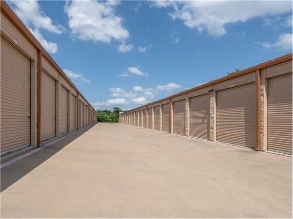 Extra Space Storage - 1608 - Mansfield - Hwy 1187 - 1351 Farm To Market Road 1187