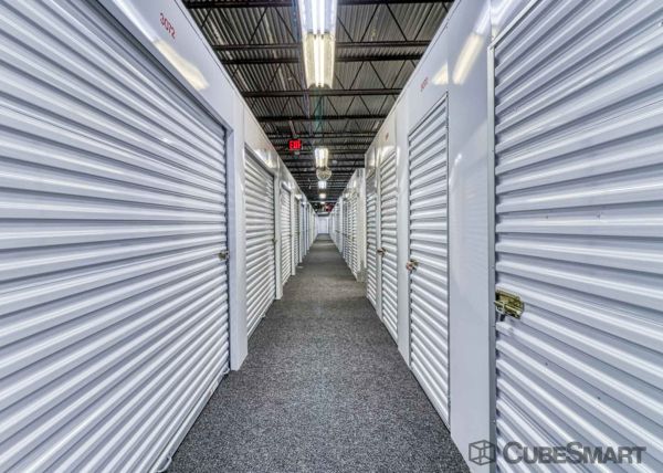CubeSmart Self Storage - Rockville - 4 Research Pl - 4 Research Place