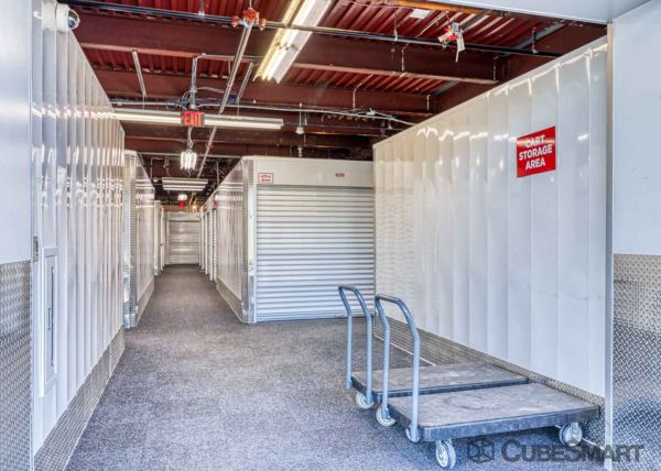 CubeSmart Self Storage - Rockville - 4 Research Pl - 4 Research Place