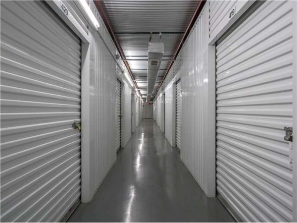 Extra Space Storage - 1309 - Ft. Worth - W. Rosedale St - 5401 West Rosedale Street