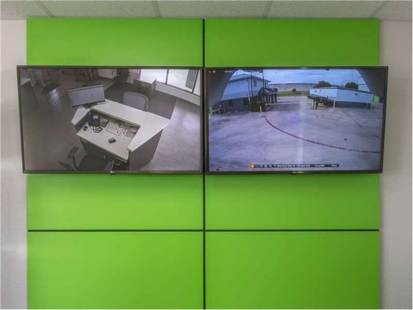 Extra Space Storage - 1309 - Ft. Worth - W. Rosedale St - 5401 West Rosedale Street