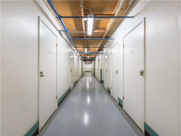 Extra Space Storage - 0141 - Santa Cruz - Fair Ave - 1310 Fair Avenue