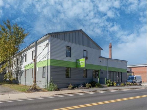 Extra Space Storage - 0734 - Framingham - Concord St - 1590 Concord Street