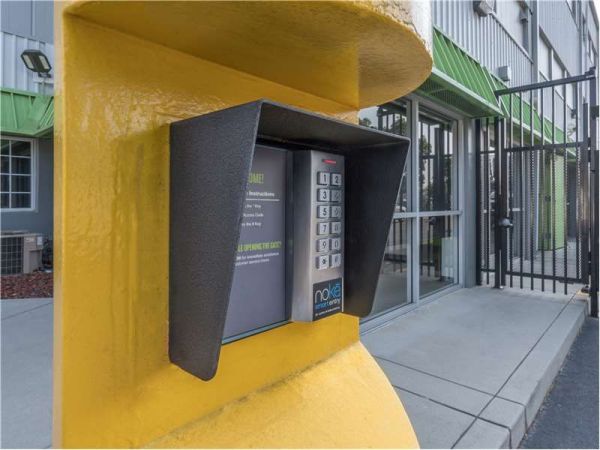 Extra Space Storage - 1491 - San Jose - Charter Park Dr - 3510 Charter Park Drive