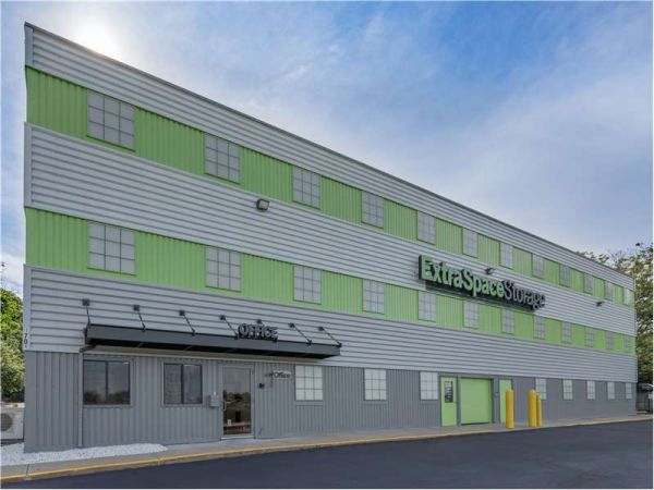 Extra Space Storage - 1554 - North Andover - Osgood St - 1701 Osgood Street