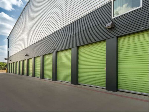 Extra Space Storage - 1597 - San Antonio - San Pedro Ave - 15322 San Pedro Avenue