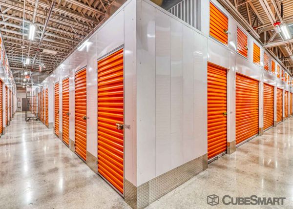 Urban Self Storage - 3050 Northwest 84th Avenue