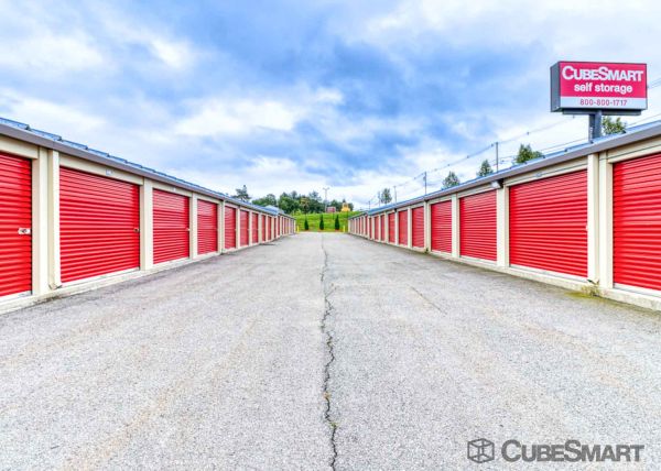CubeSmart Self Storage - Shrewsbury - 757 Boston Turnpike