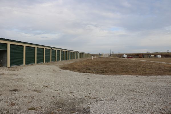 Clark Storage - I-29 PJ - 60954 195Th Street