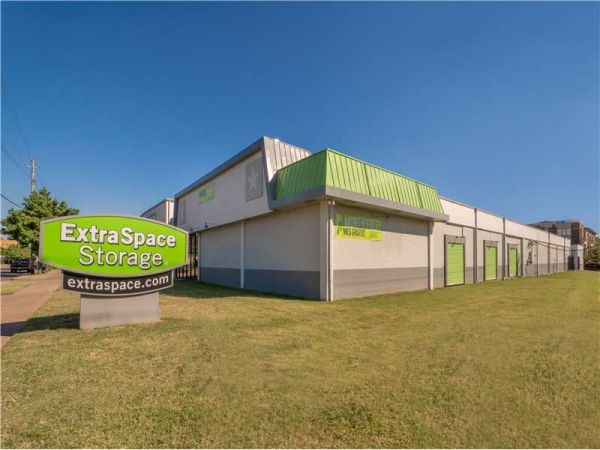 Extra Space Storage - 0628 - Dallas - Lemmon Ave - 5431 Lemmon Avenue