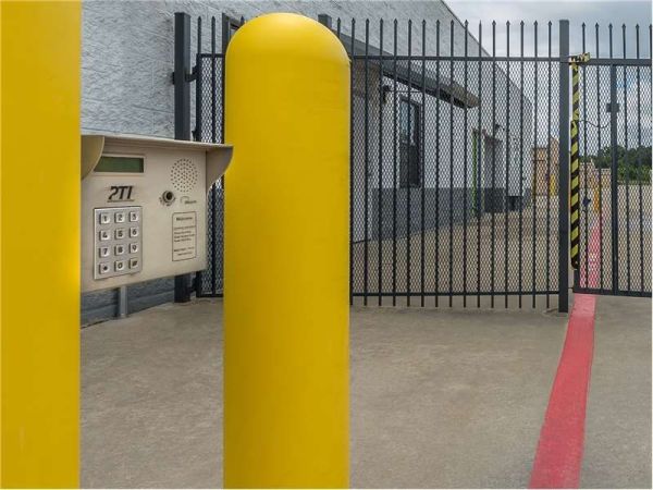 Extra Space Storage - 1604 - Plano - 14th Street - 5104 14th Street