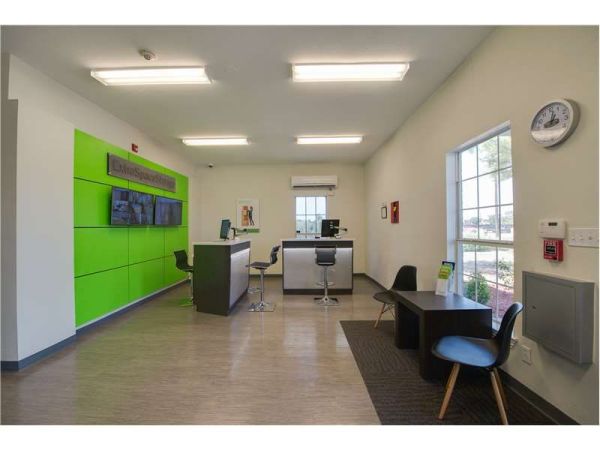 Extra Space Storage - 1607 - Coppell - Belt Line Rd - 1751 East Belt Line Road