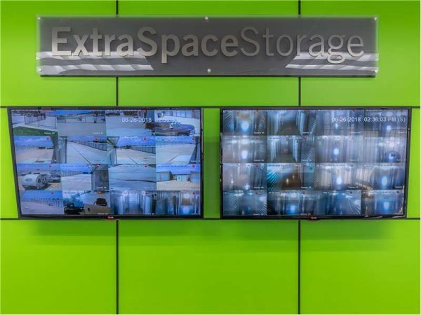 Extra Space Storage - 1621 - Irving - N State Hwy 161 - 4251 State Highway 161