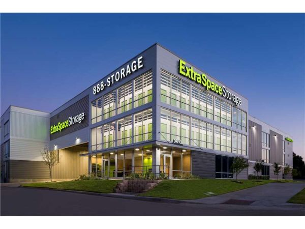 Extra Space Storage - 8687 - Dallas - Montfort Dr. - 13705 Montfort Drive