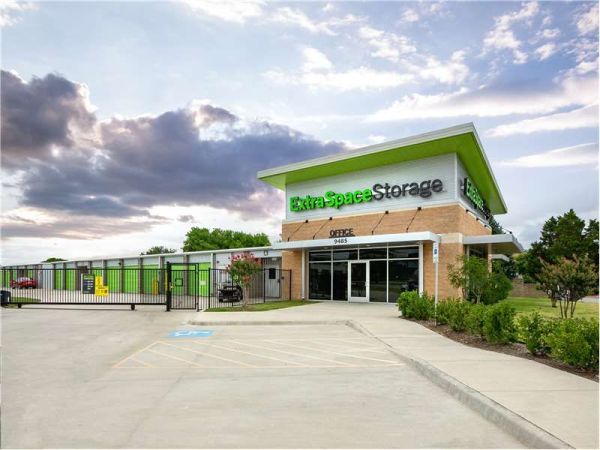 Extra Space Storage - 8689 - Dallas - Lyndon B Johnson Fwy/Forest Ln - 9485 Lyndon B Johnson Freeway