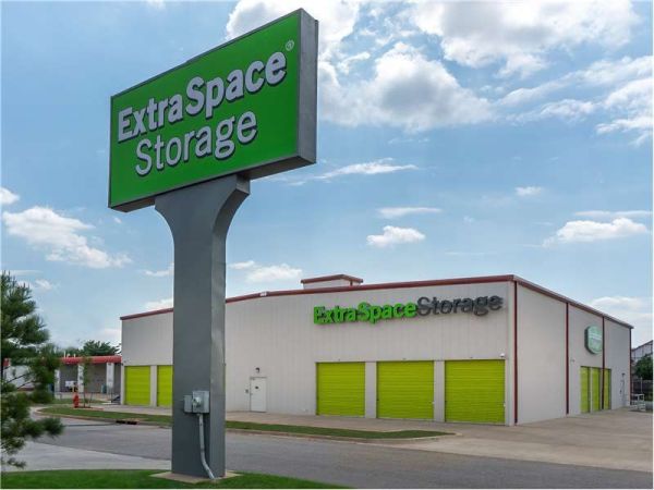 Extra Space Storage - 8717 - Oklahoma City - 7124 NW 122nd Street - 7124 Northwest 122nd Street
