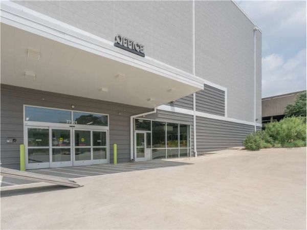 Extra Space Storage - 8773 - Dallas - Banner Dr - 7701 Banner Drive