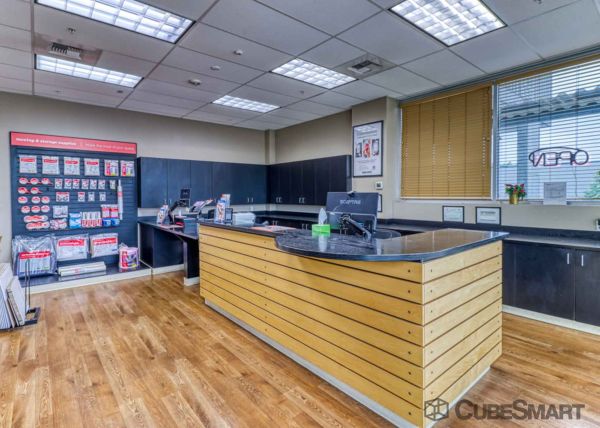 CubeSmart Self Storage - Seattle - 1515 Leary Way Northwest - 1515 Nw Leary Way