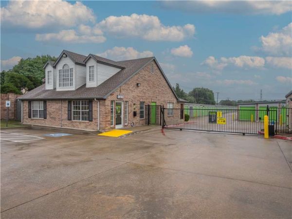 Extra Space Storage - 1365 - Plano - Spring Creek - 3101 West Spring Creek Parkway